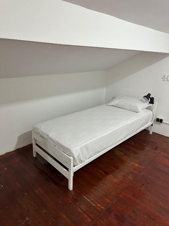 Owls Hostel Ildefonso ปอร์โต ภายนอก รูปภาพ