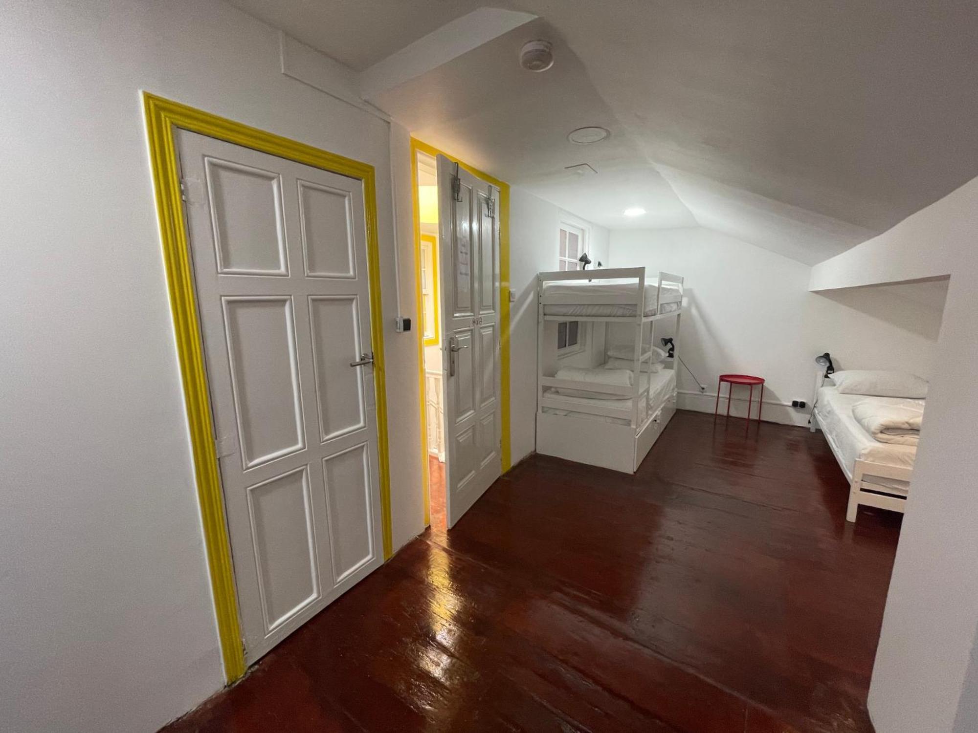 Owls Hostel Ildefonso ปอร์โต ภายนอก รูปภาพ
