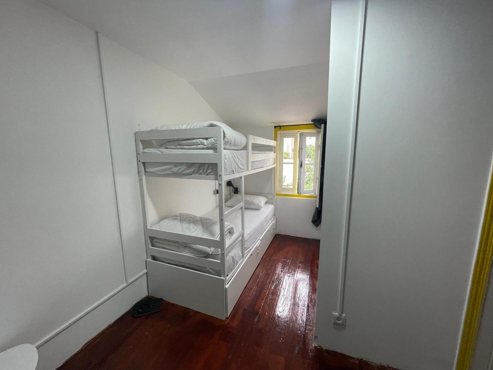 Owls Hostel Ildefonso ปอร์โต ภายนอก รูปภาพ