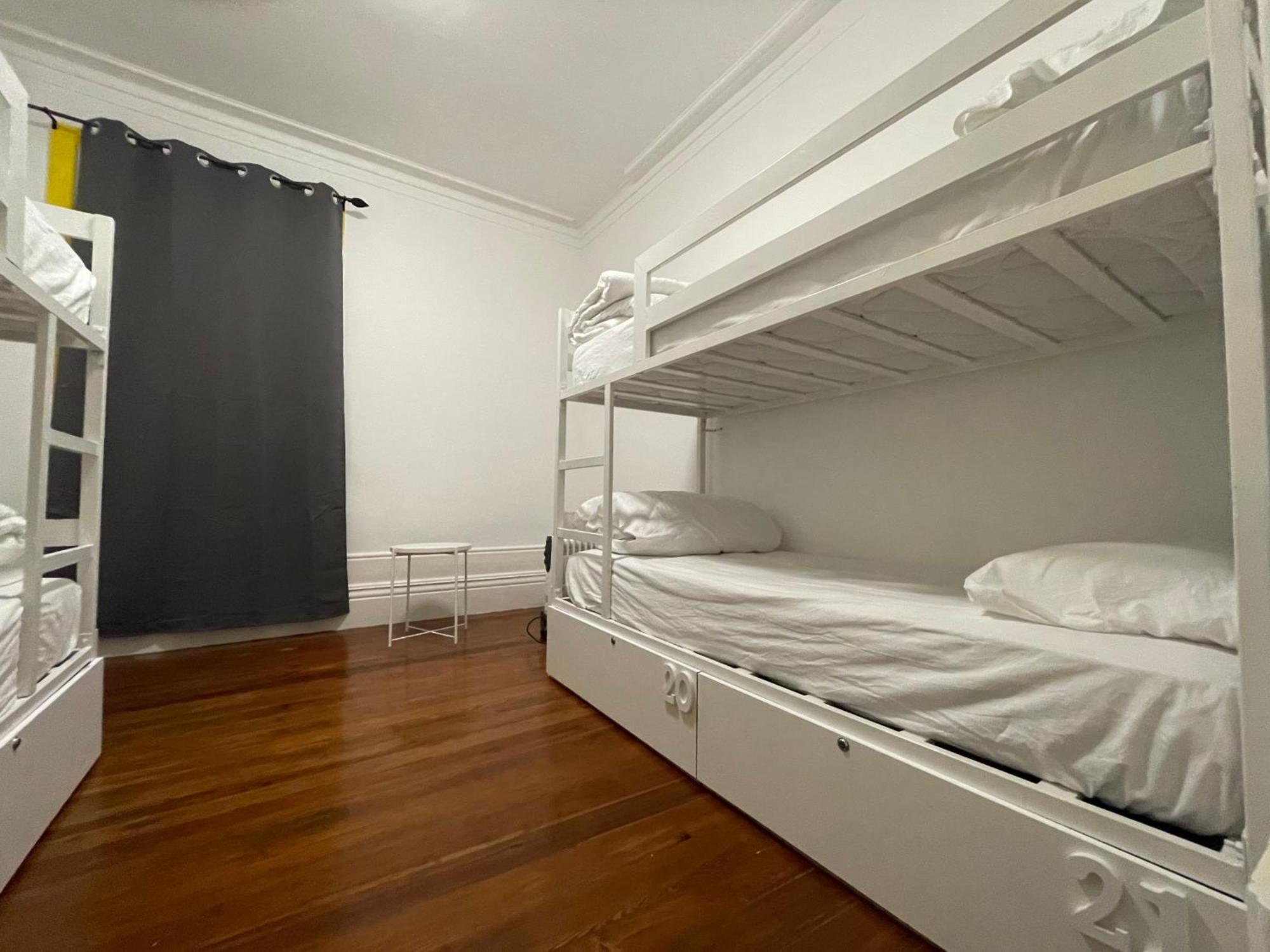 Owls Hostel Ildefonso ปอร์โต ภายนอก รูปภาพ